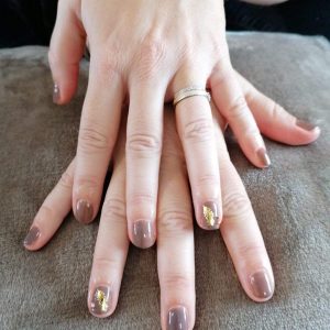 Vernis semi-permanent