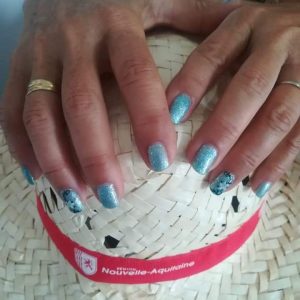 Vernis semi-permanent