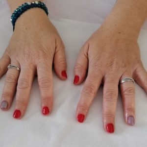 Vernis semi-permanent