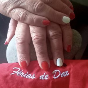 Vernis semi-permanent