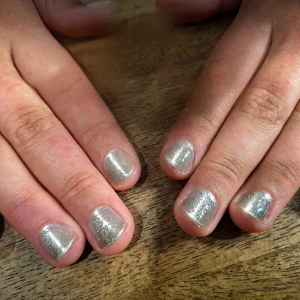 Vernis semi-permanent